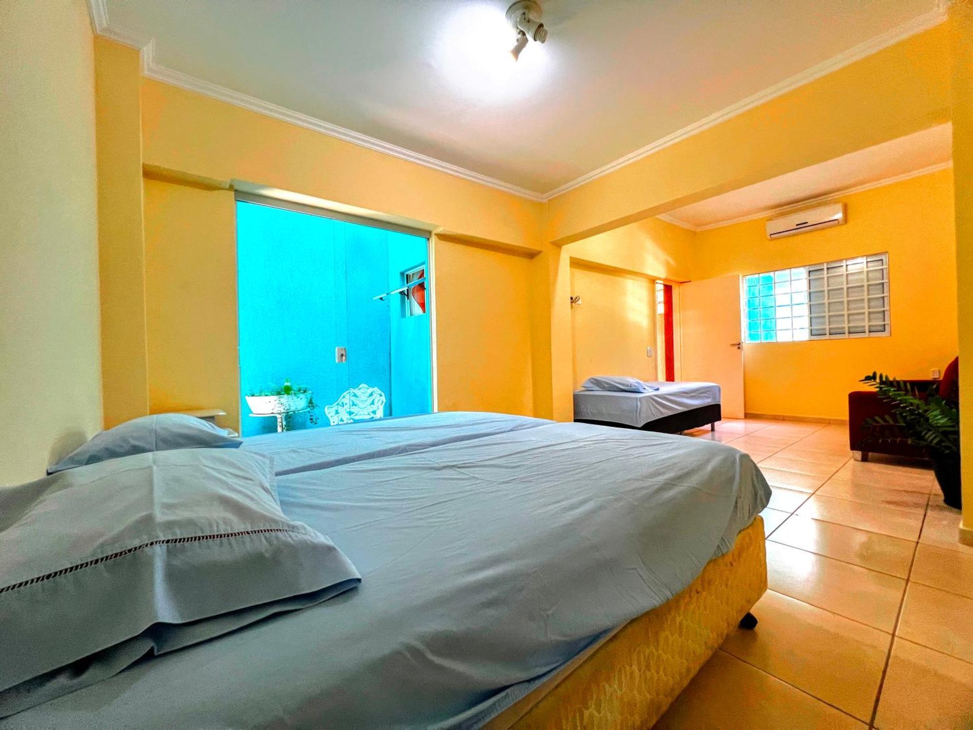 Mansao Azul Bed & Breakfast Caraguatatuba Bagian luar foto