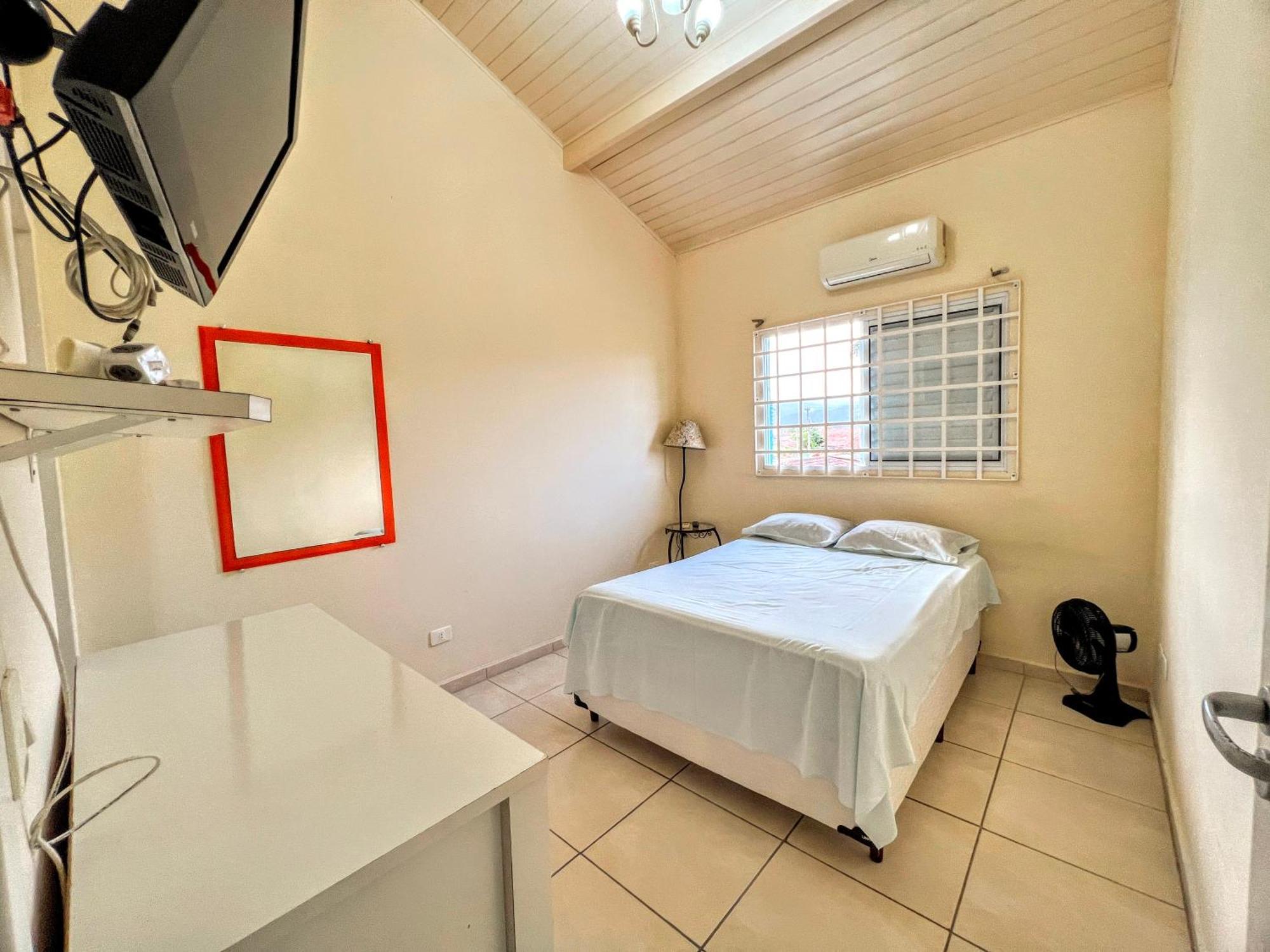 Mansao Azul Bed & Breakfast Caraguatatuba Bagian luar foto