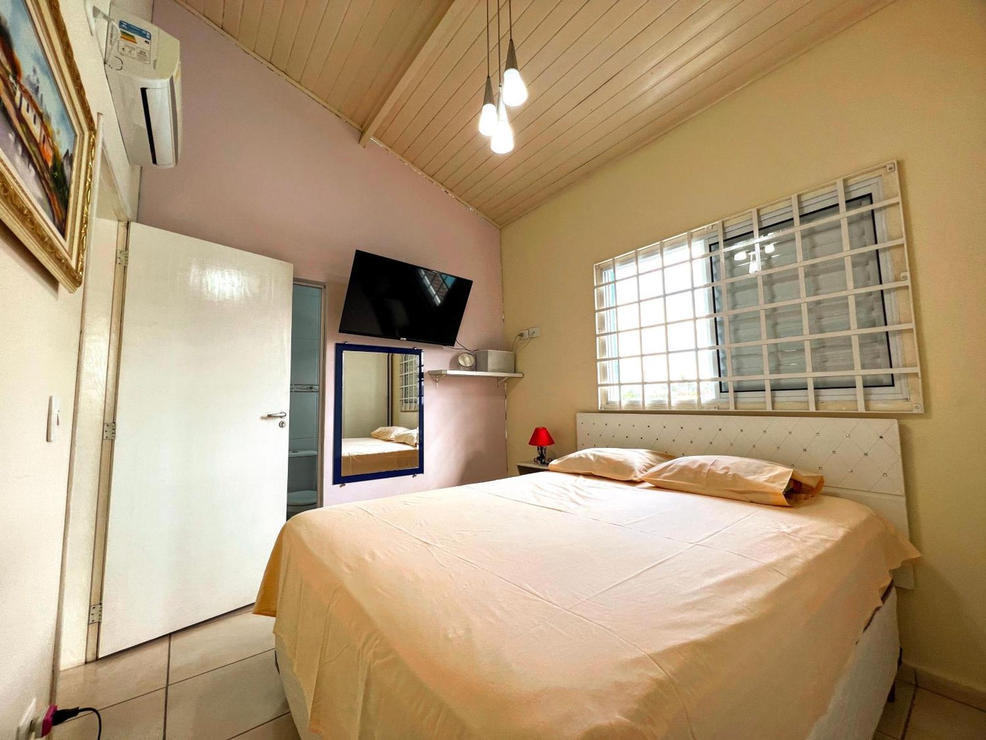 Mansao Azul Bed & Breakfast Caraguatatuba Bagian luar foto