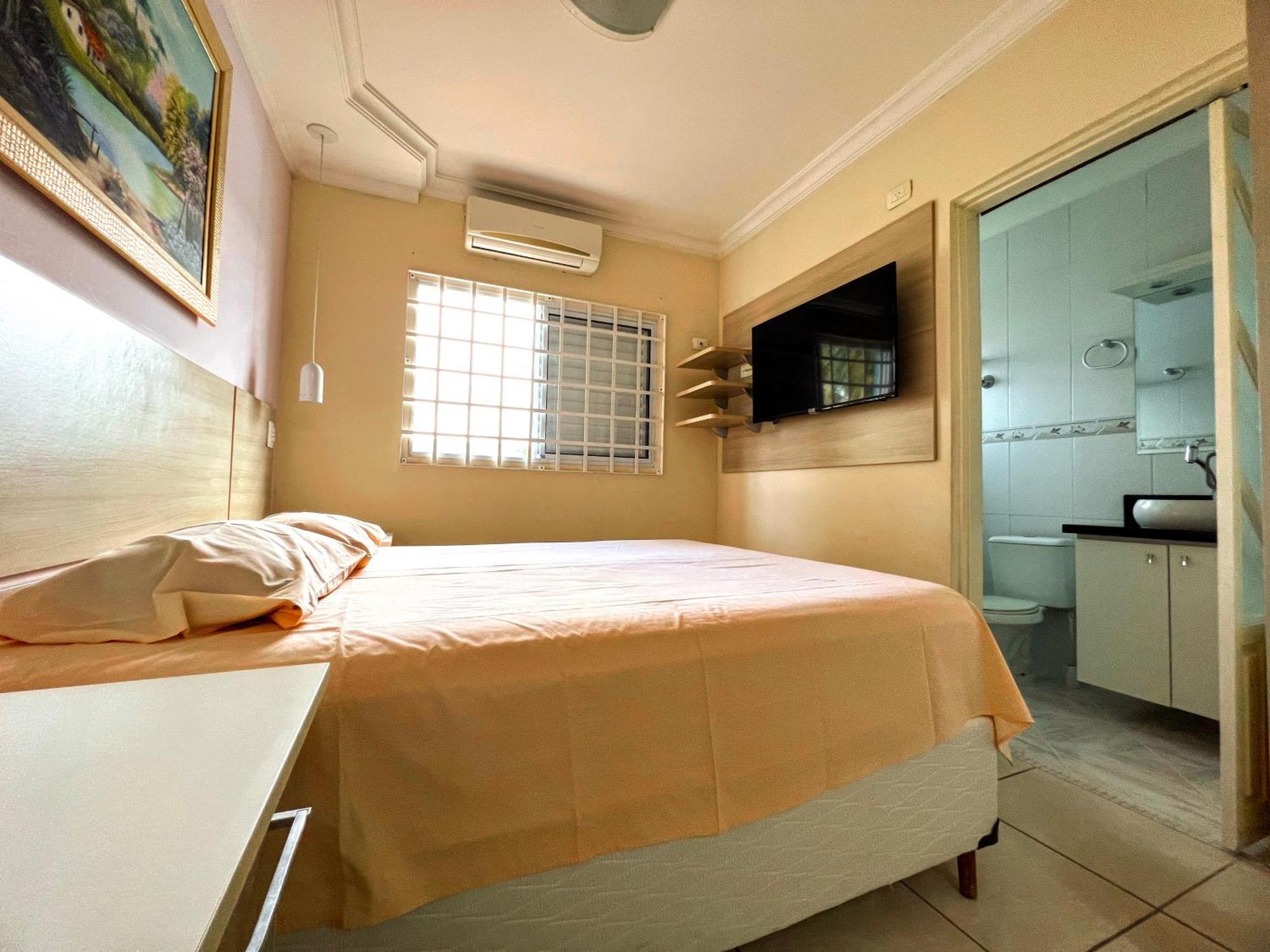 Mansao Azul Bed & Breakfast Caraguatatuba Bagian luar foto
